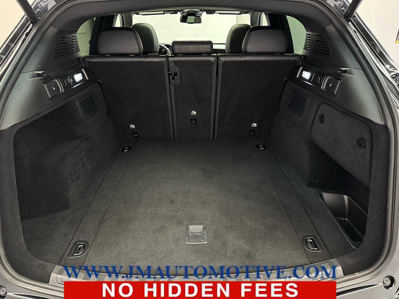 Used 2022 Alfa Romeo Stelvio Ti w/ Active Assist Plus Package image 16