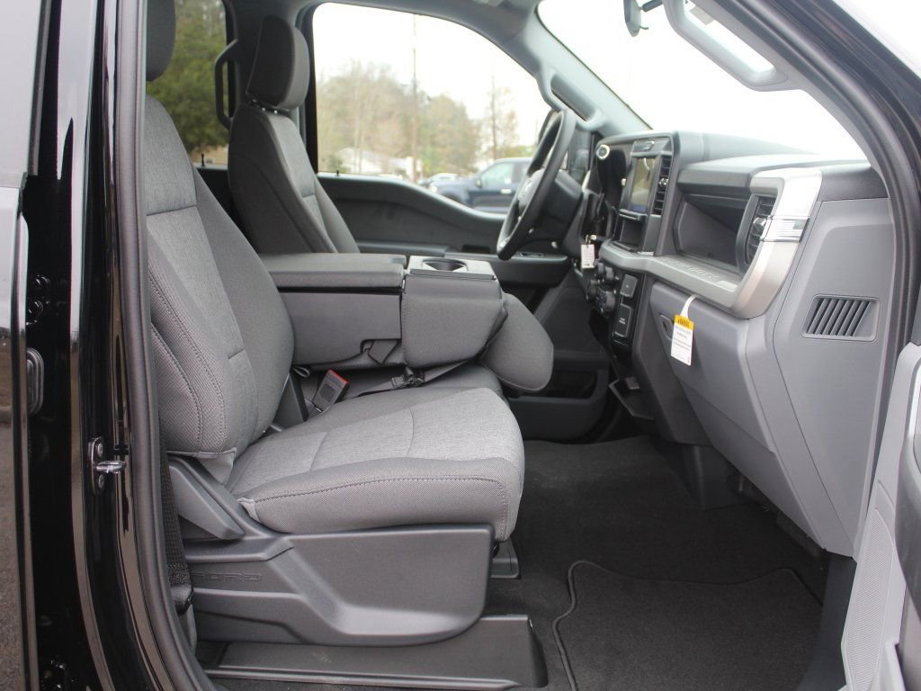 New 2026 Ford F250 XL w/ STX Appearance Package image 15