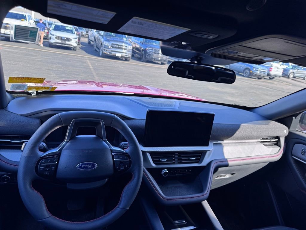 Used 2025 Ford Explorer ST-Line AWD/4WD image 8