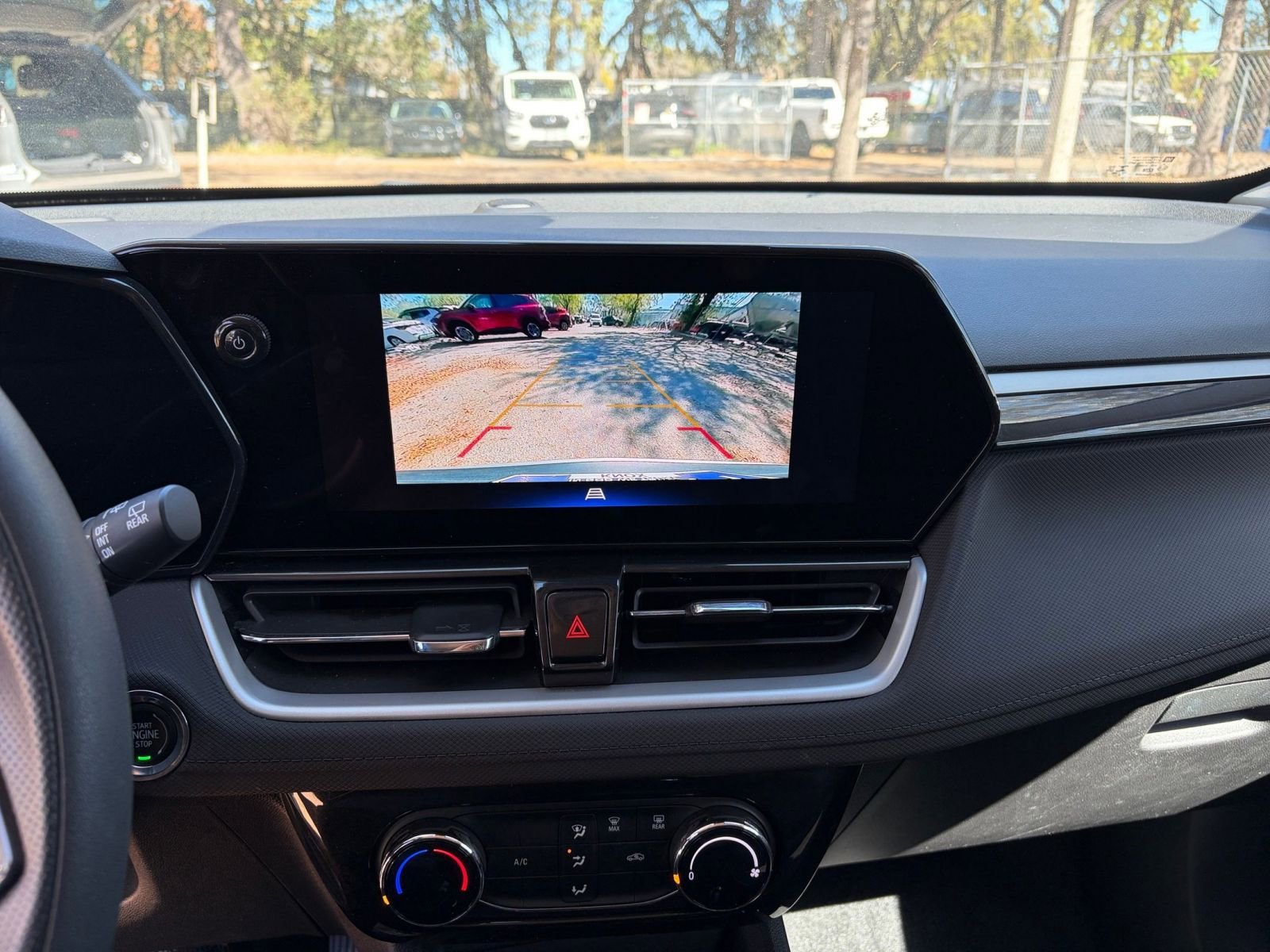 Used 2025 Chevrolet TrailBlazer LT image 17