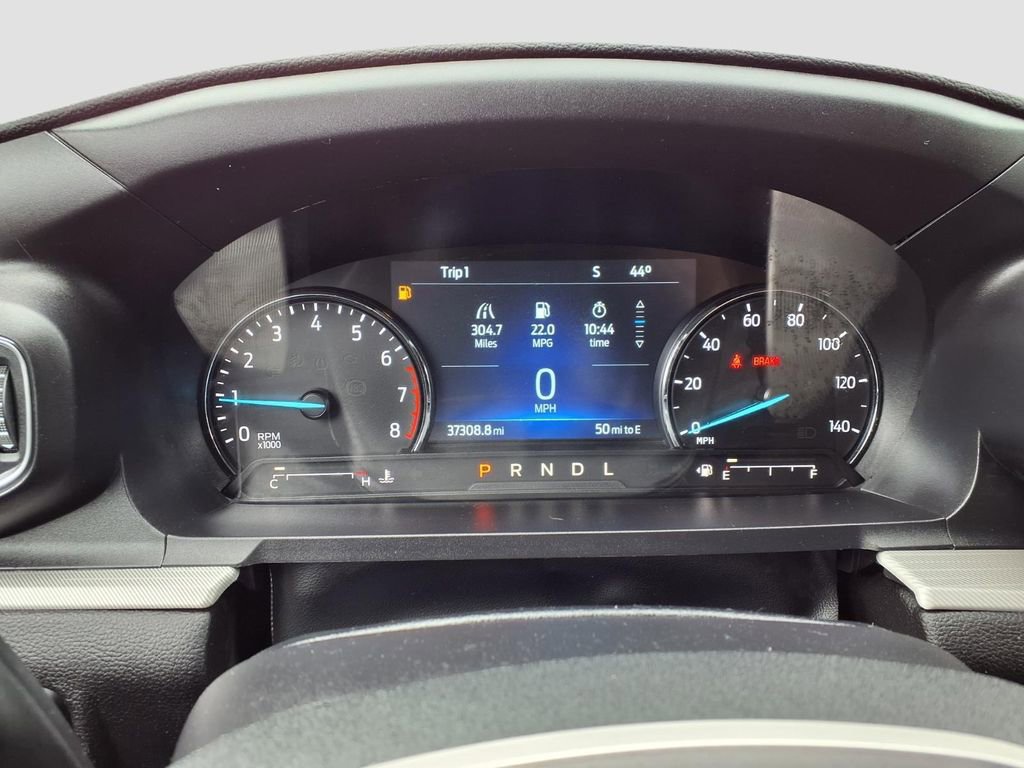 Used 2022 Ford Explorer XLT w/ Equipment Group 202A image 26