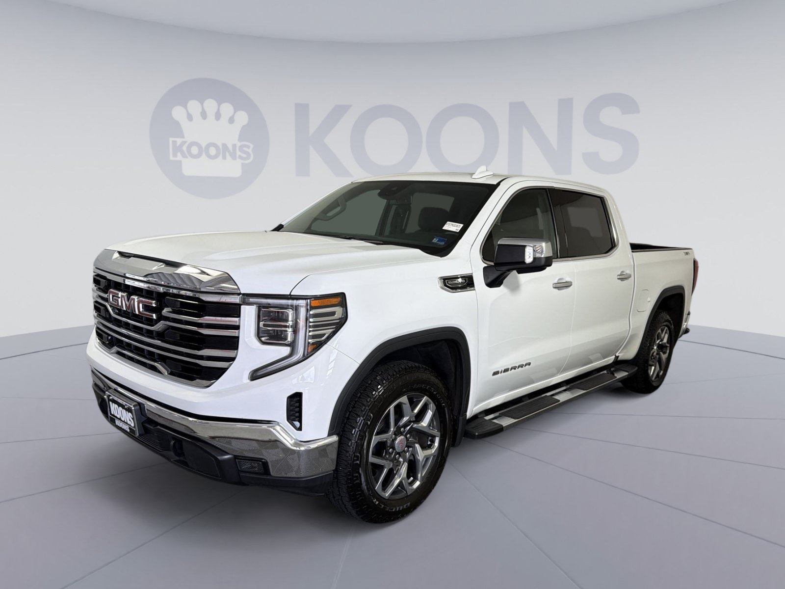 Used 2023 GMC Sierra 1500 SLT w/ SLT Premium Package