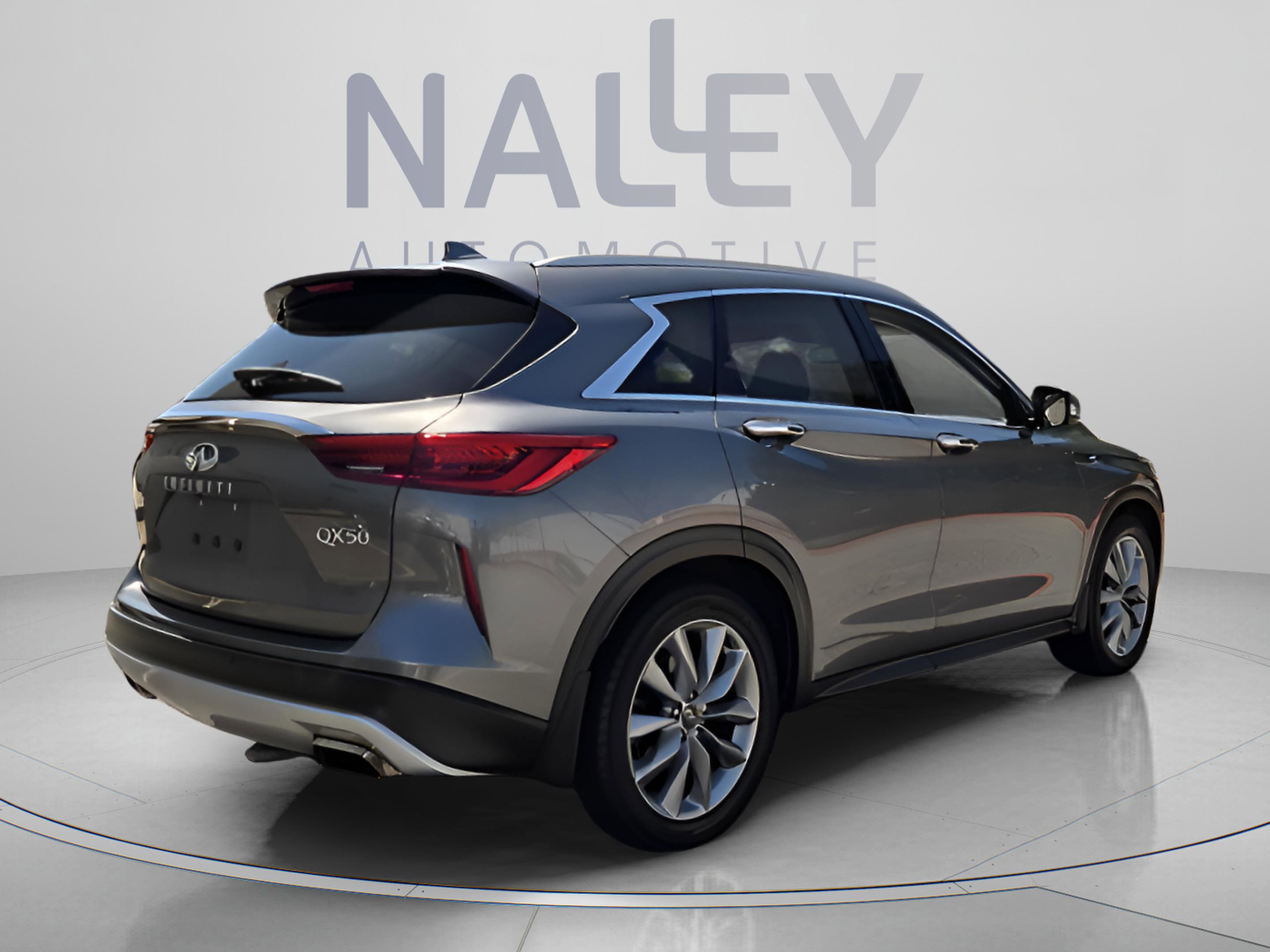 Used 2020 INFINITI QX50 Luxe image 5