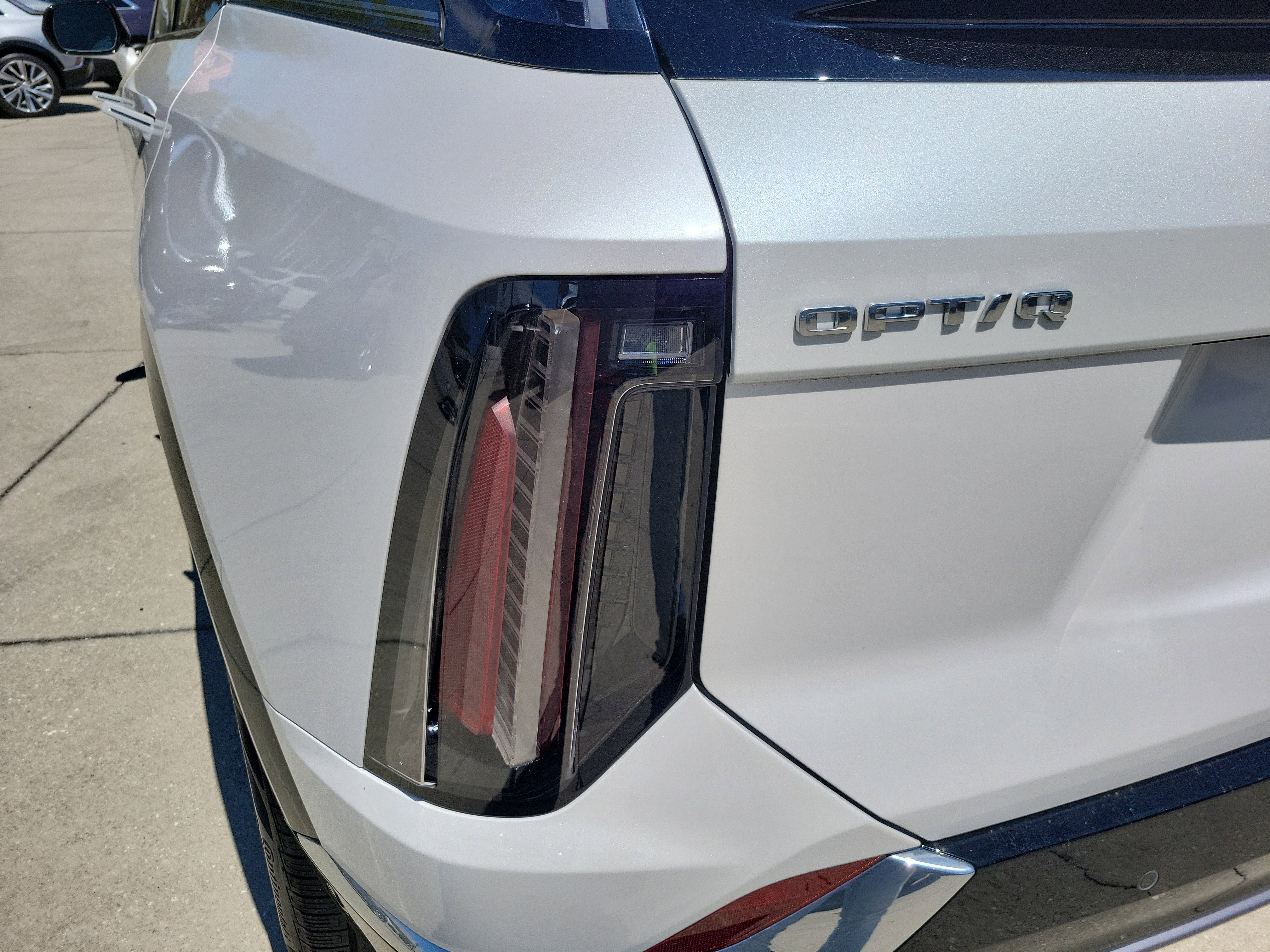 Certified 2025 Cadillac Optiq Luxury 2 w/ LPO, Floor Liner Package image 10