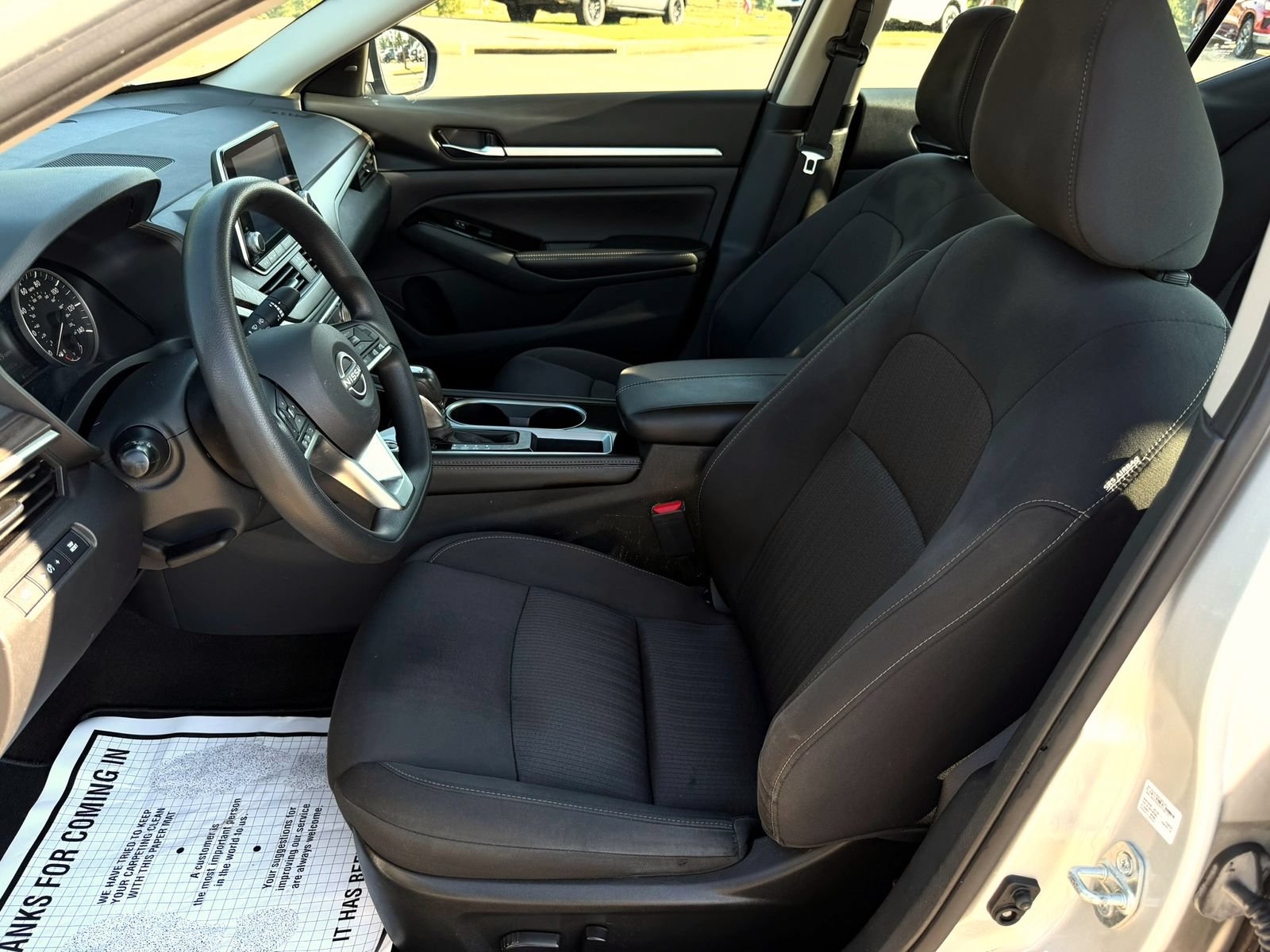 Used 2023 Nissan Altima 2.5 SV FWD image 10