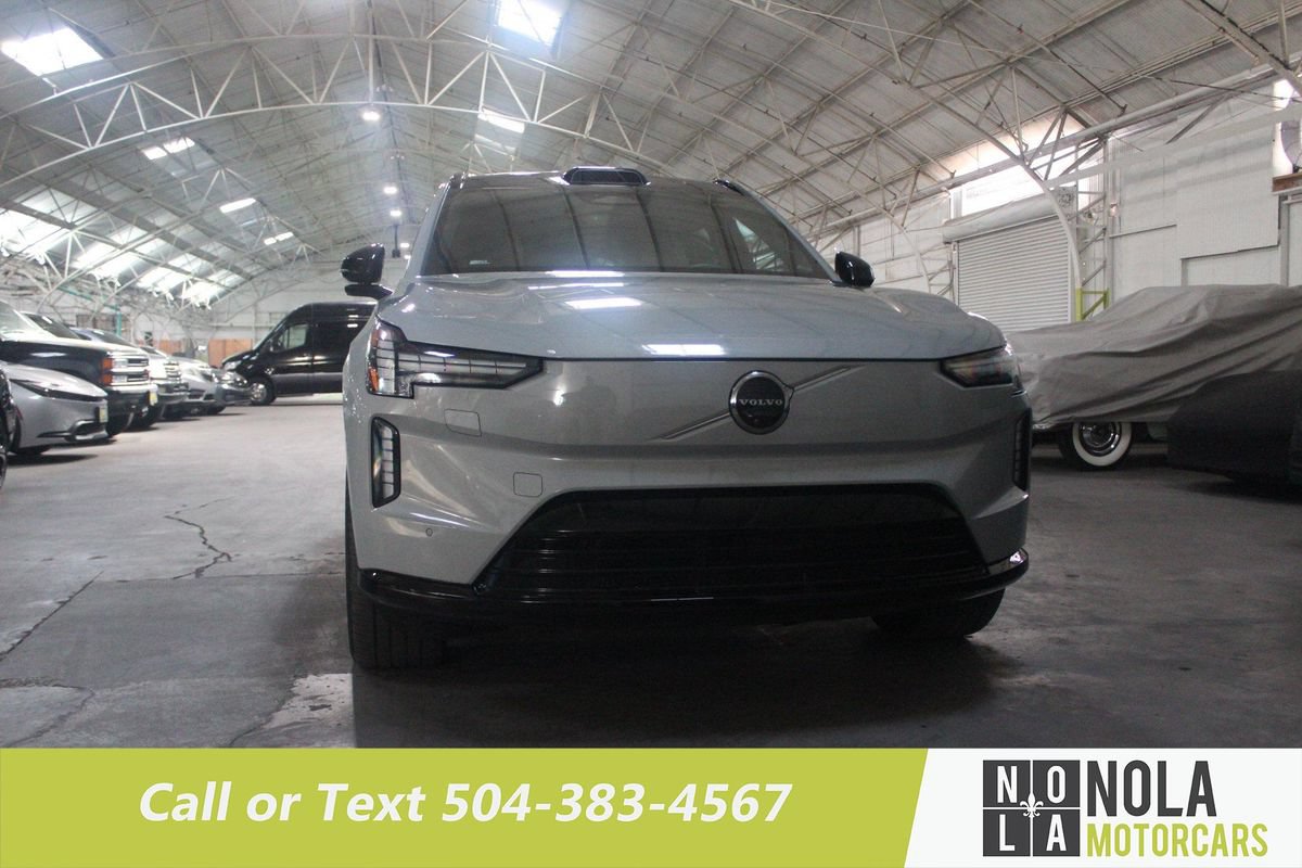 Used 2025 Volvo EX90 Plus AWD/4WD image 6