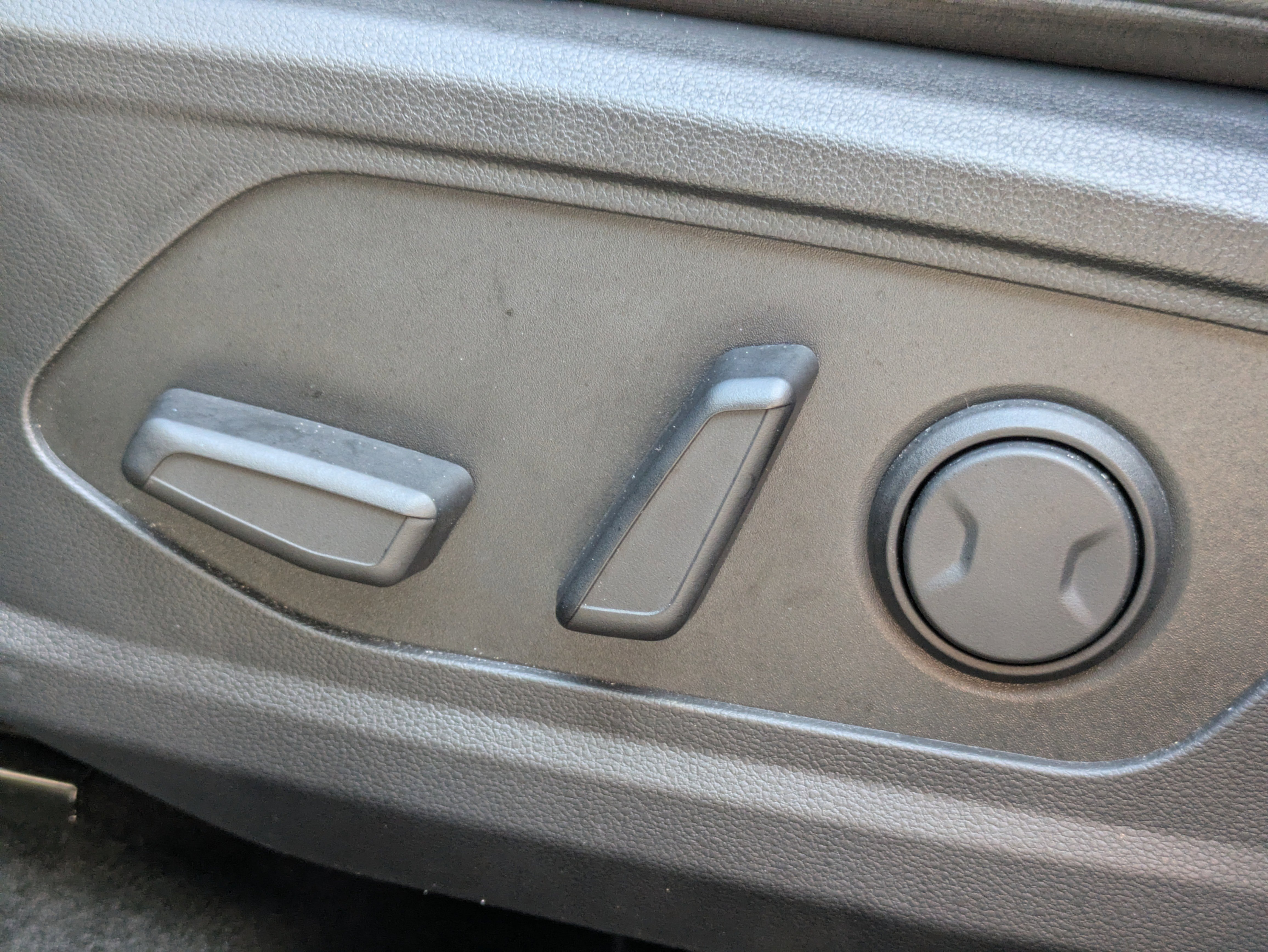 Used 2024 Hyundai Santa Cruz Night image 21