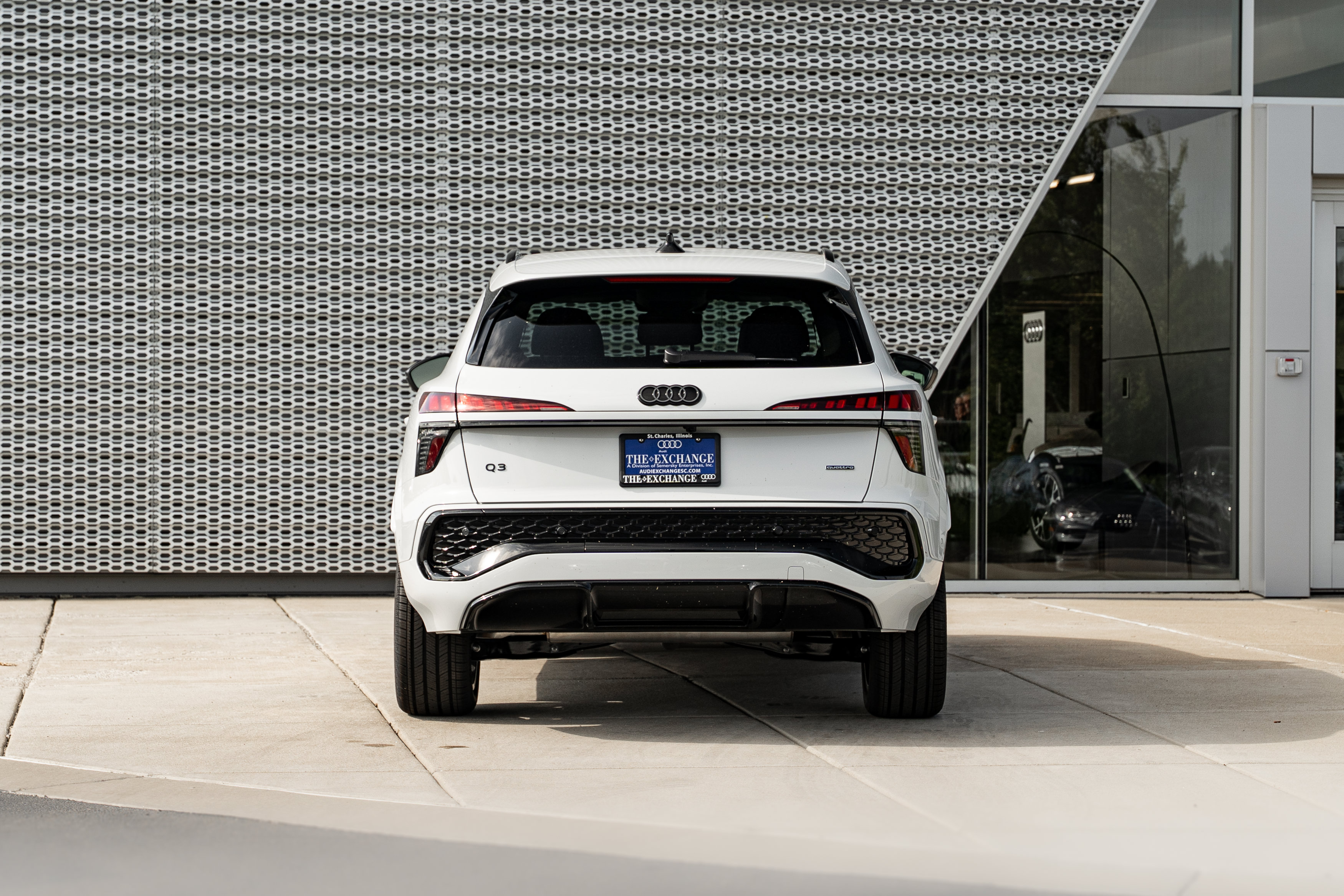 New 2026 Audi Q3 quattro 2.0T AWD/4WD image 30