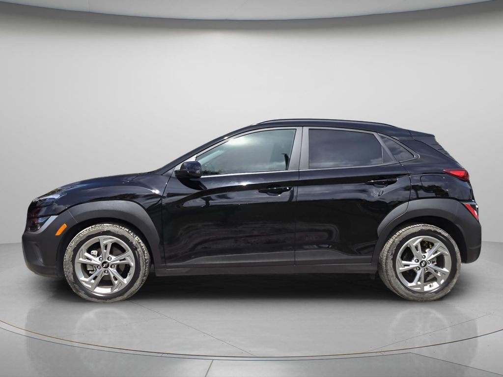Used 2022 Hyundai Kona SEL w/ Cargo Package FWD image 3