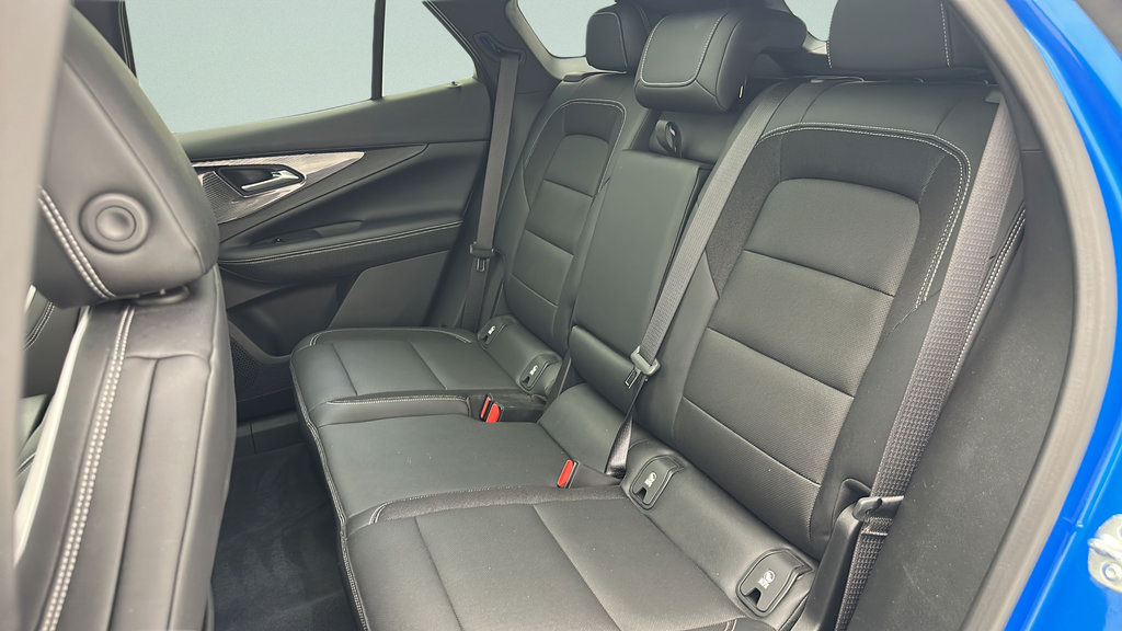 Used 2024 Chevrolet Blazer EV LT AWD/4WD image 10