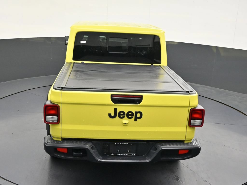 Used 2024 Jeep Gladiator Sport AWD/4WD image 18