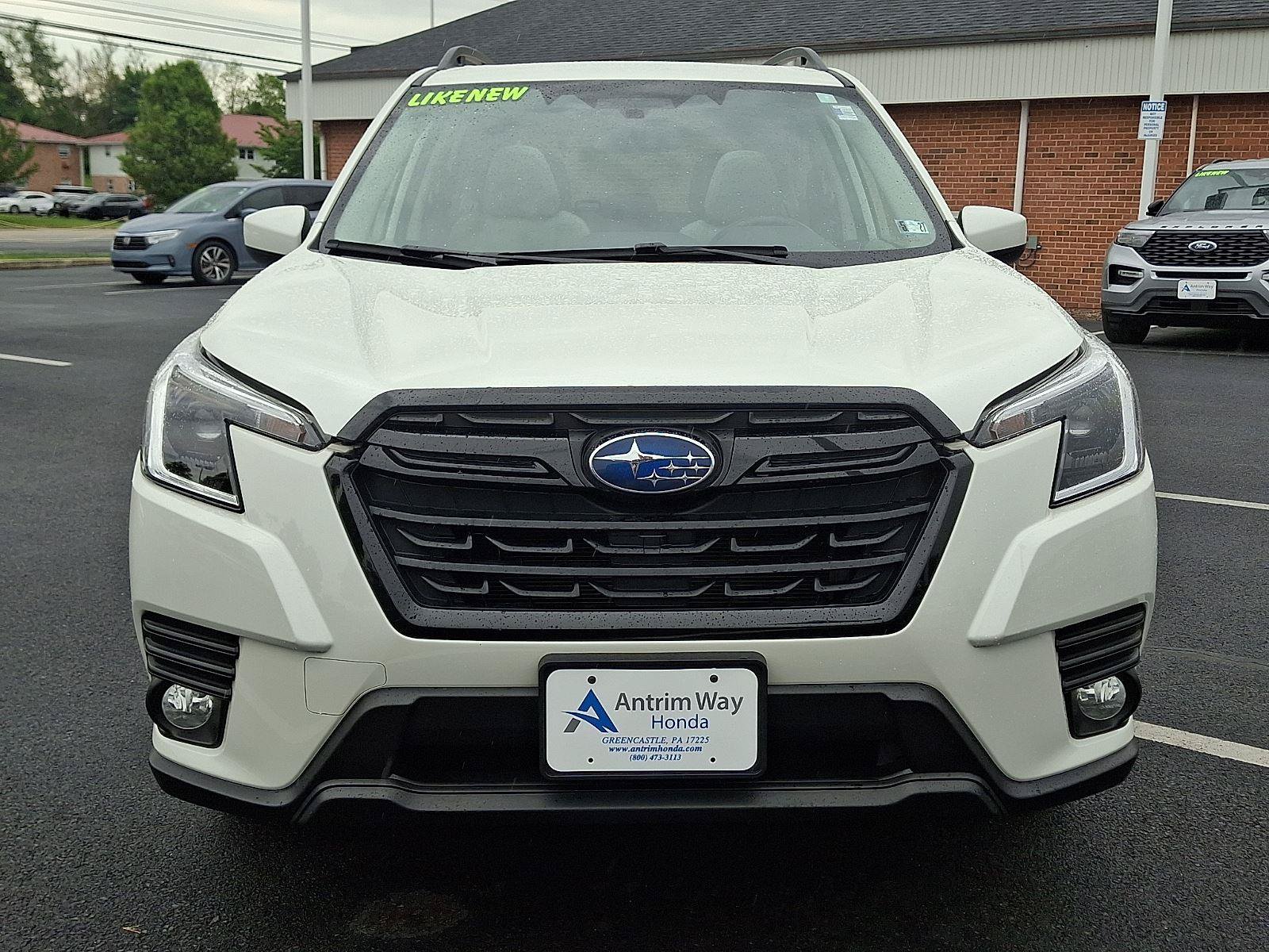 Used 2023 Subaru Forester Premium AWD/4WD image 2