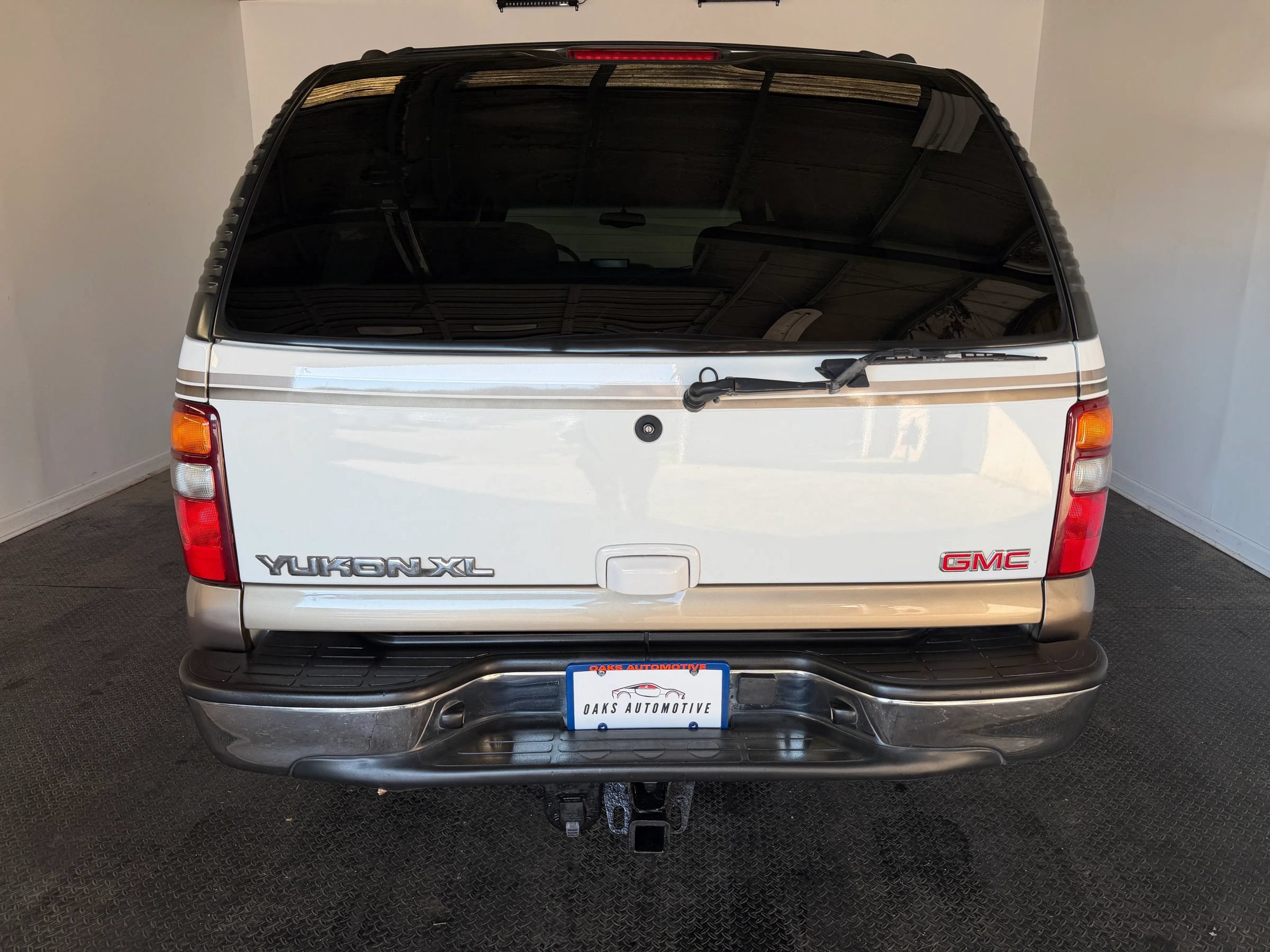 Used 2002 GMC Yukon XL SLT AWD/4WD image 6