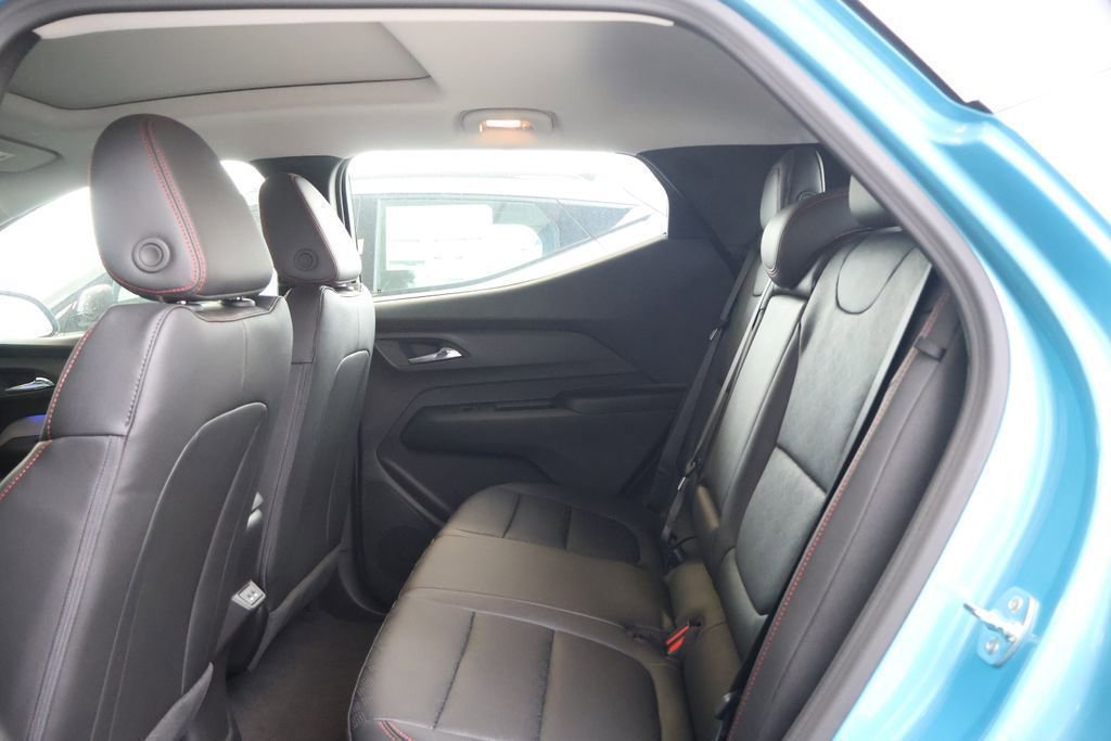 New 2027 Chevrolet Bolt RS w/ Technology Package image 31