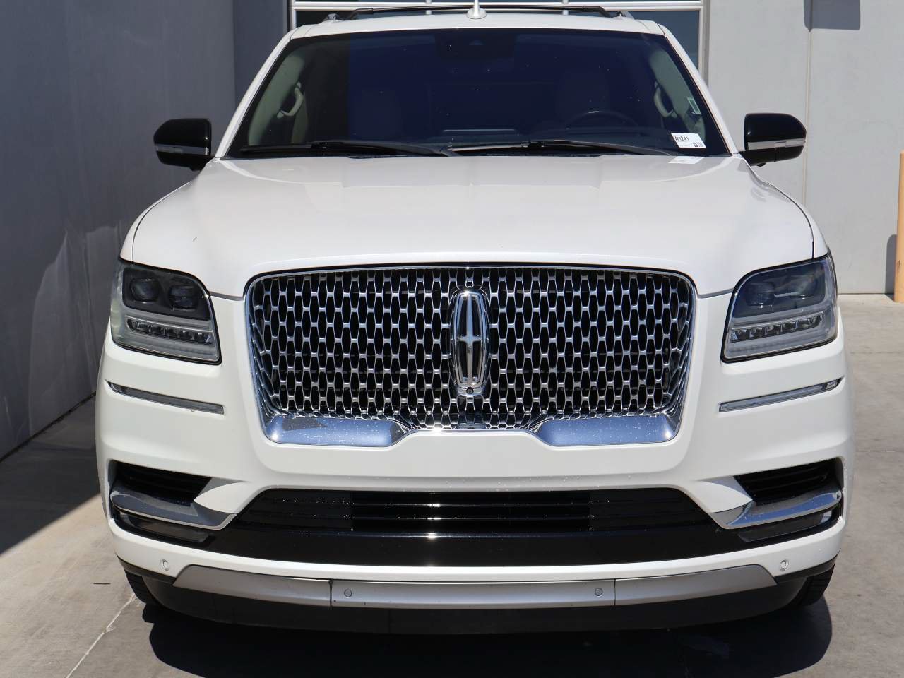 Used 2018 Lincoln Navigator L Reserve w/ Technology Package AWD/4WD image 5