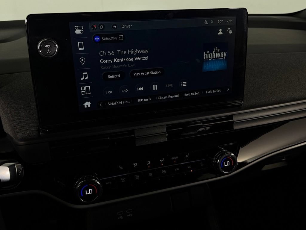 Used 2025 Honda Prologue EX image 17