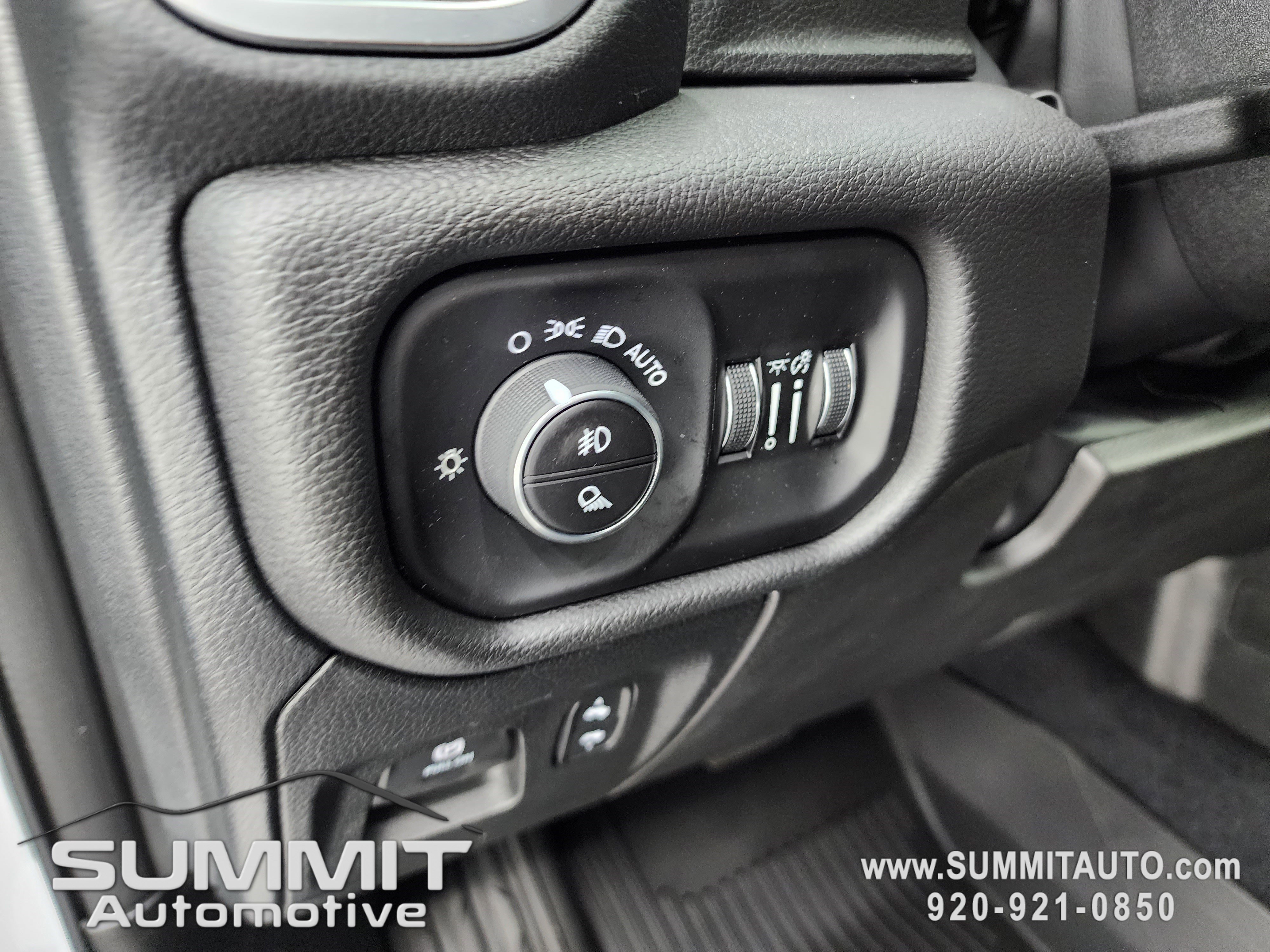 New 2026 RAM 1500 Big Horn image 38