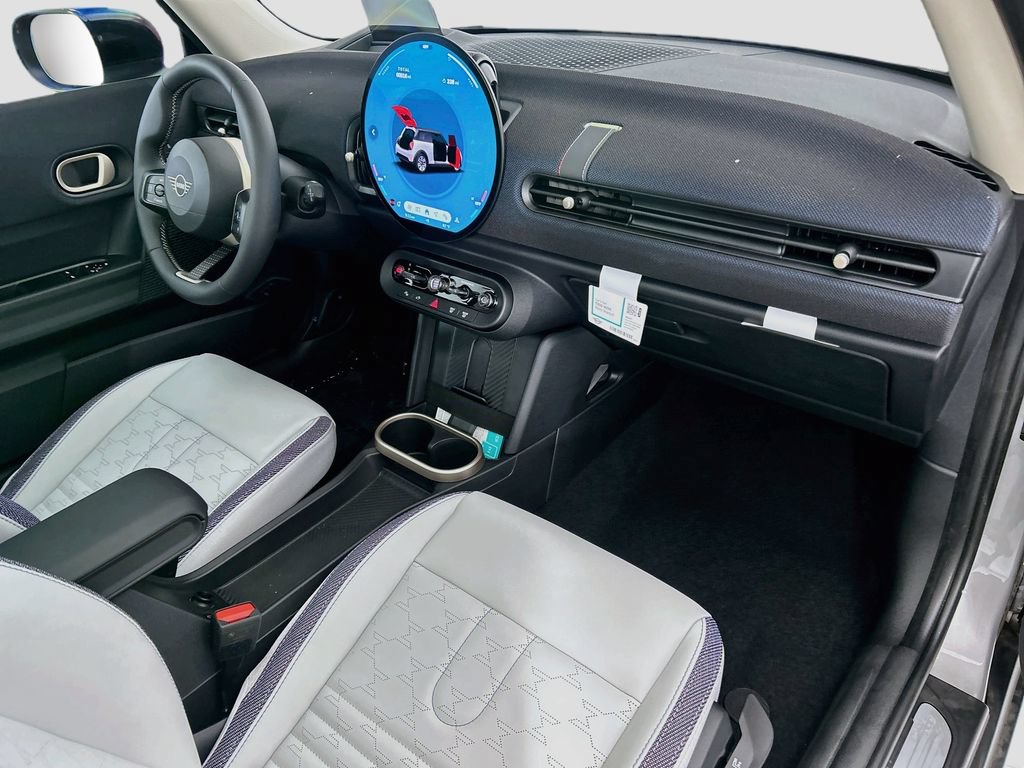 New 2026 MINI Cooper 2-Door Hardtop FWD image 15