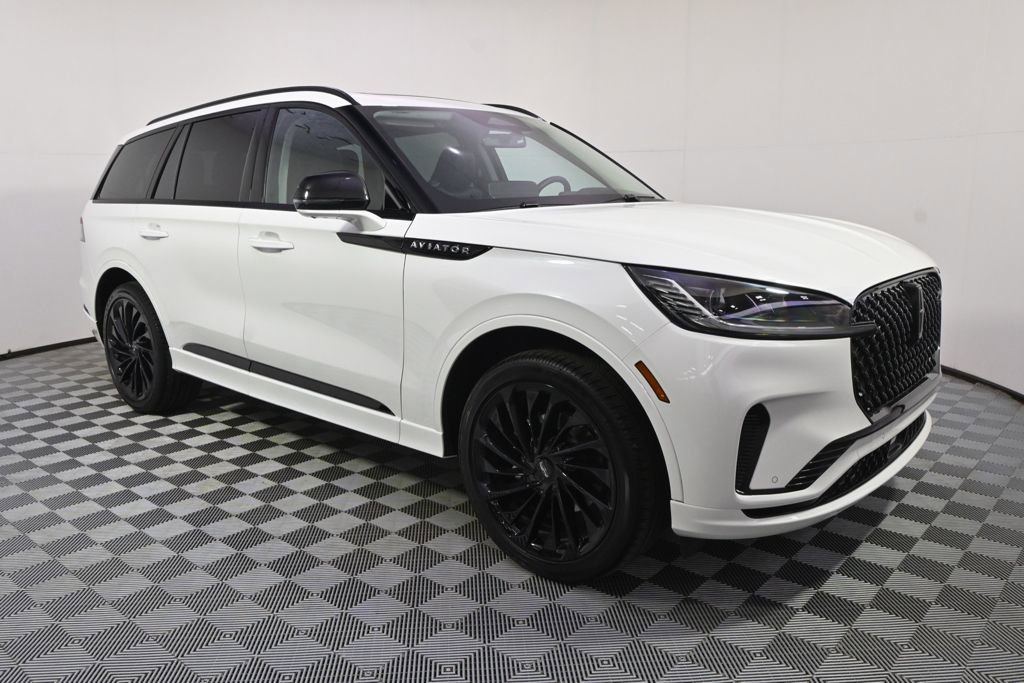 New 2026 Lincoln Aviator Reserve image 8