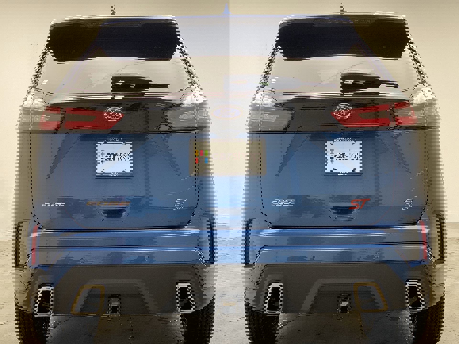 Used 2019 Ford Edge ST w/ Cold Weather Package image 4