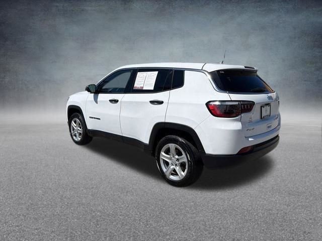 Used 2024 Jeep Compass Sport AWD/4WD image 11