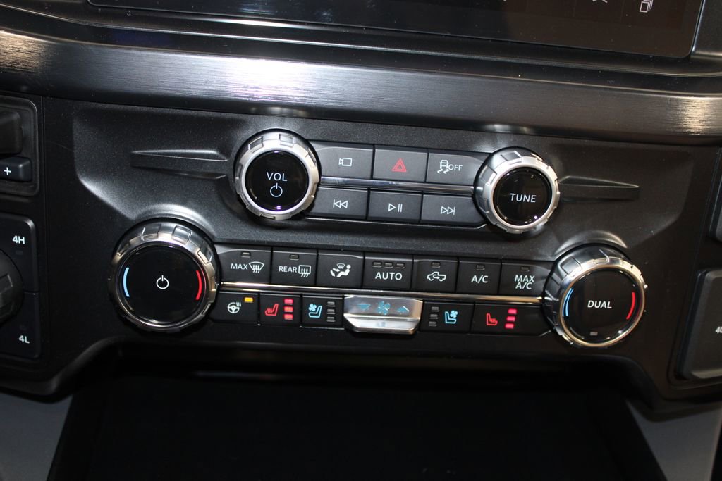 New 2026 Ford F250 Lariat w/ Chrome Package image 49