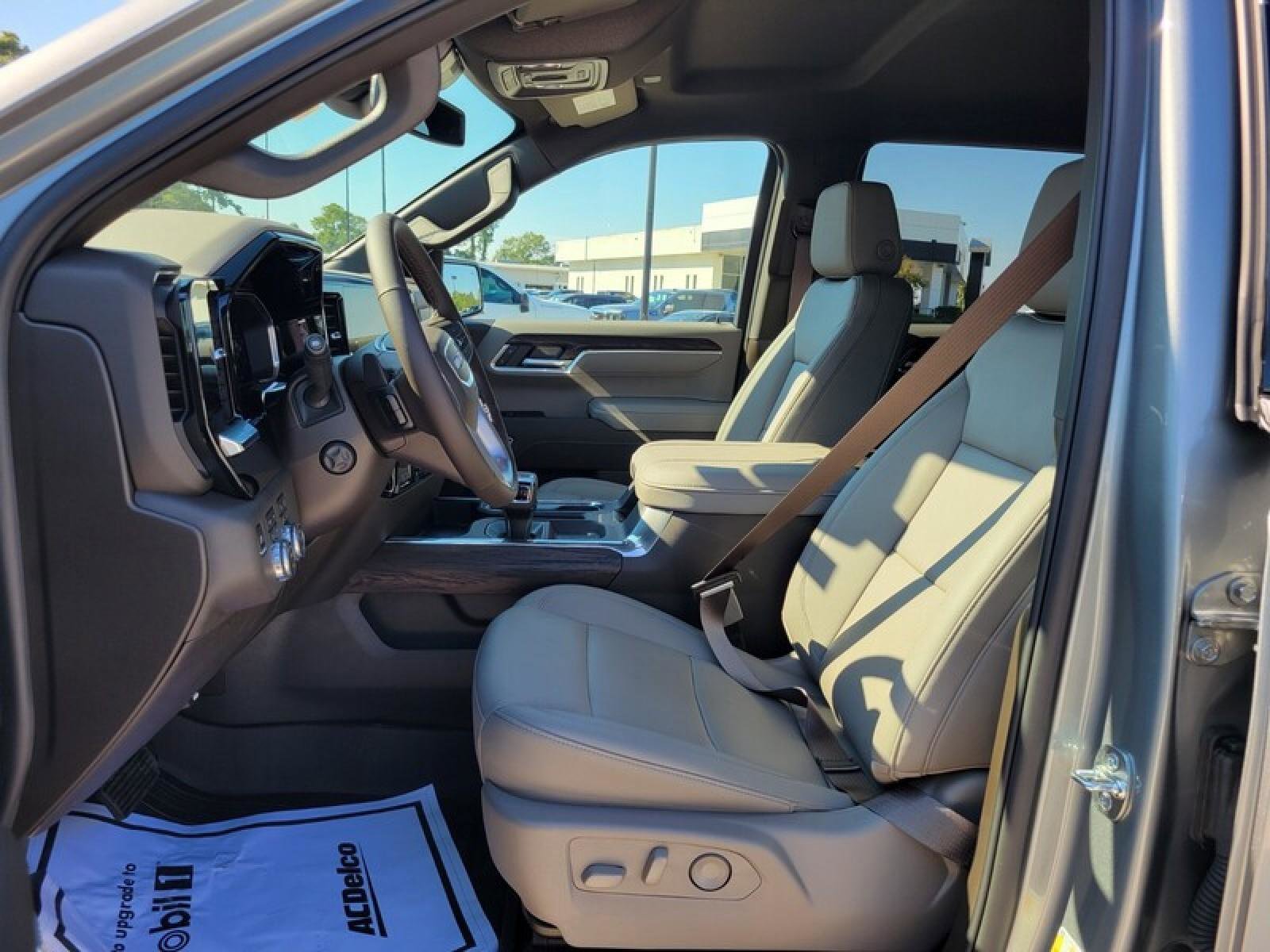 New 2026 GMC Sierra 1500 SLT w/ SLT Premium Plus Package image 22