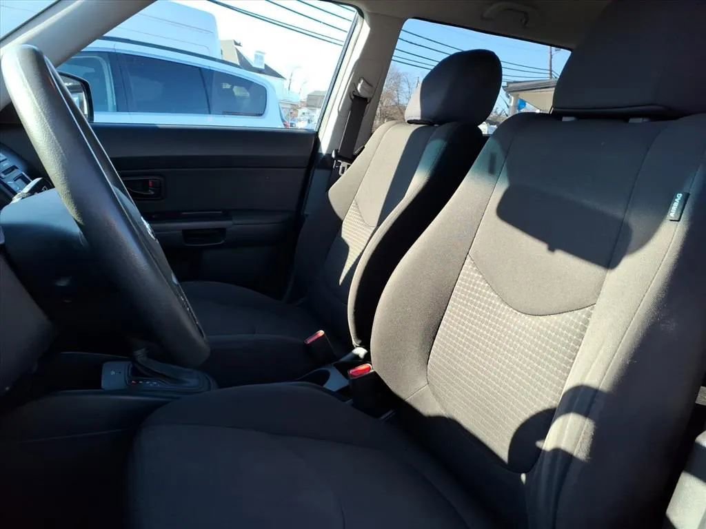 Used 2013 Kia Soul image 26