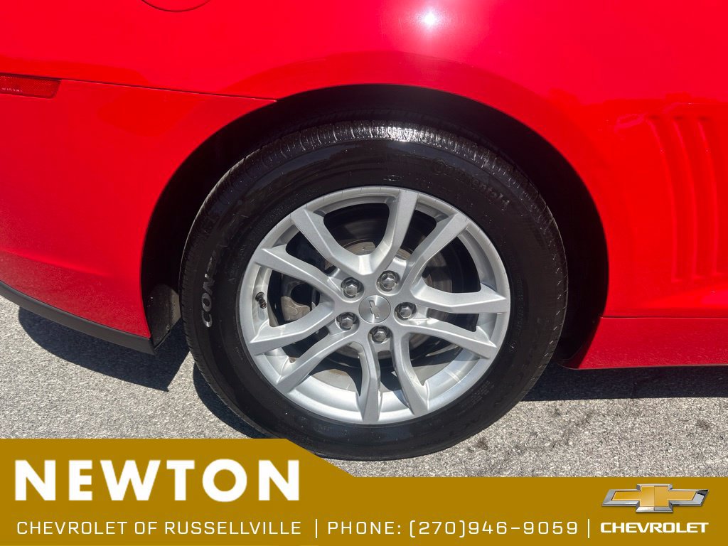 Used 2015 Chevrolet Camaro LT RWD image 33