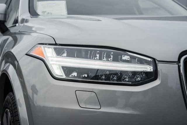 Certified 2023 Volvo XC90 B6 Ultimate w/ Protection Package Premier image 14