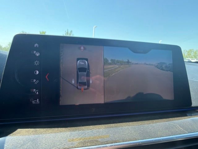 Used 2018 BMW 530e xDrive AWD/4WD image 32