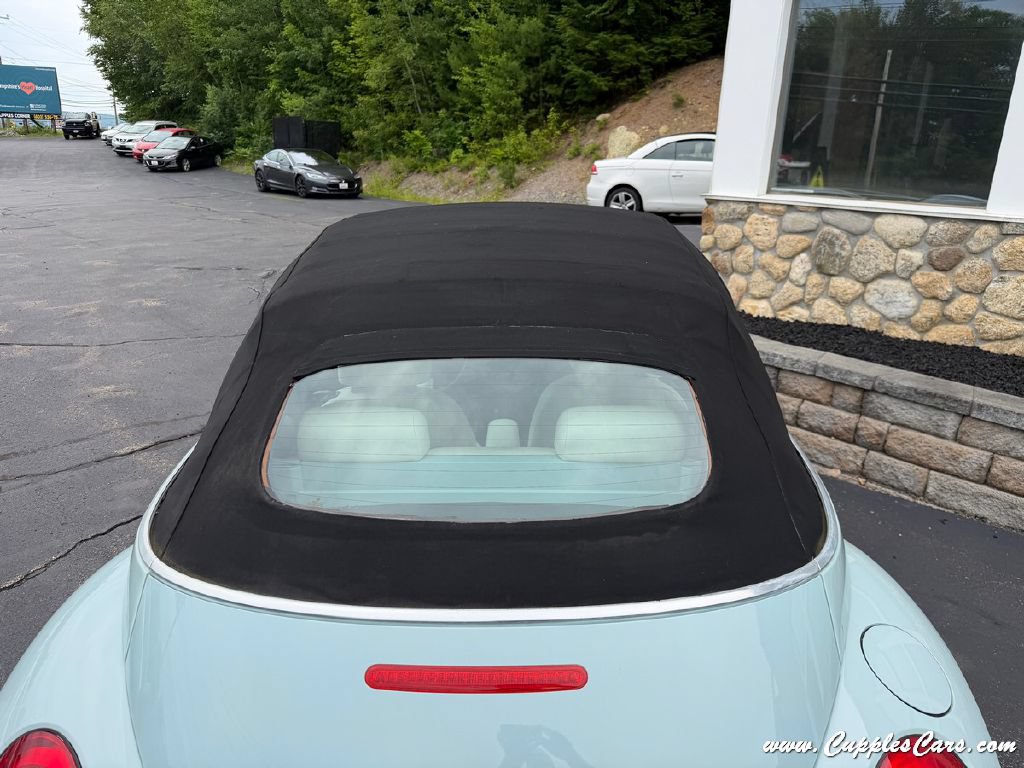 Used 2010 Volkswagen Beetle Final Edition FWD image 17