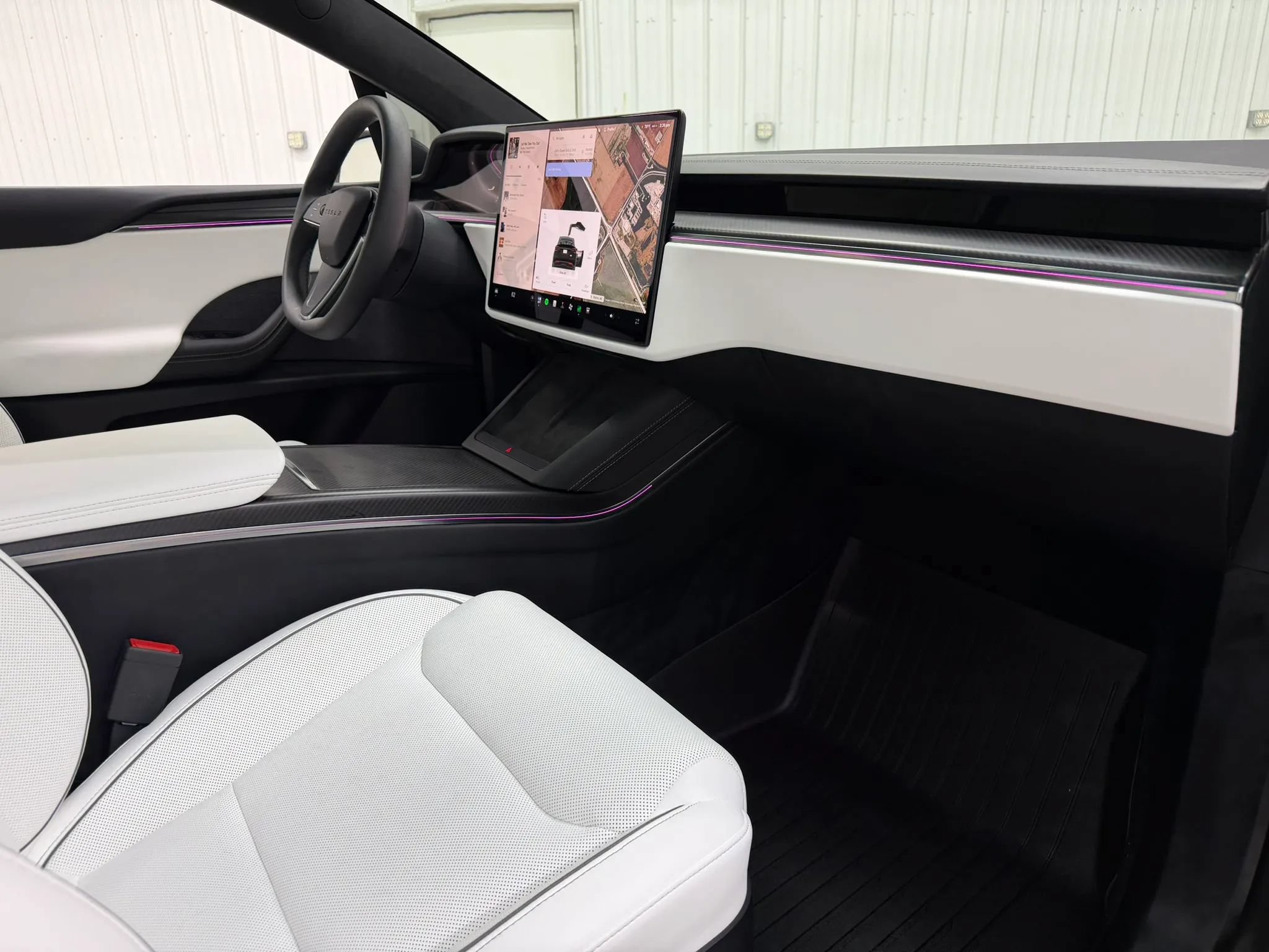 Used 2026 Tesla Model X Plaid AWD/4WD image 14
