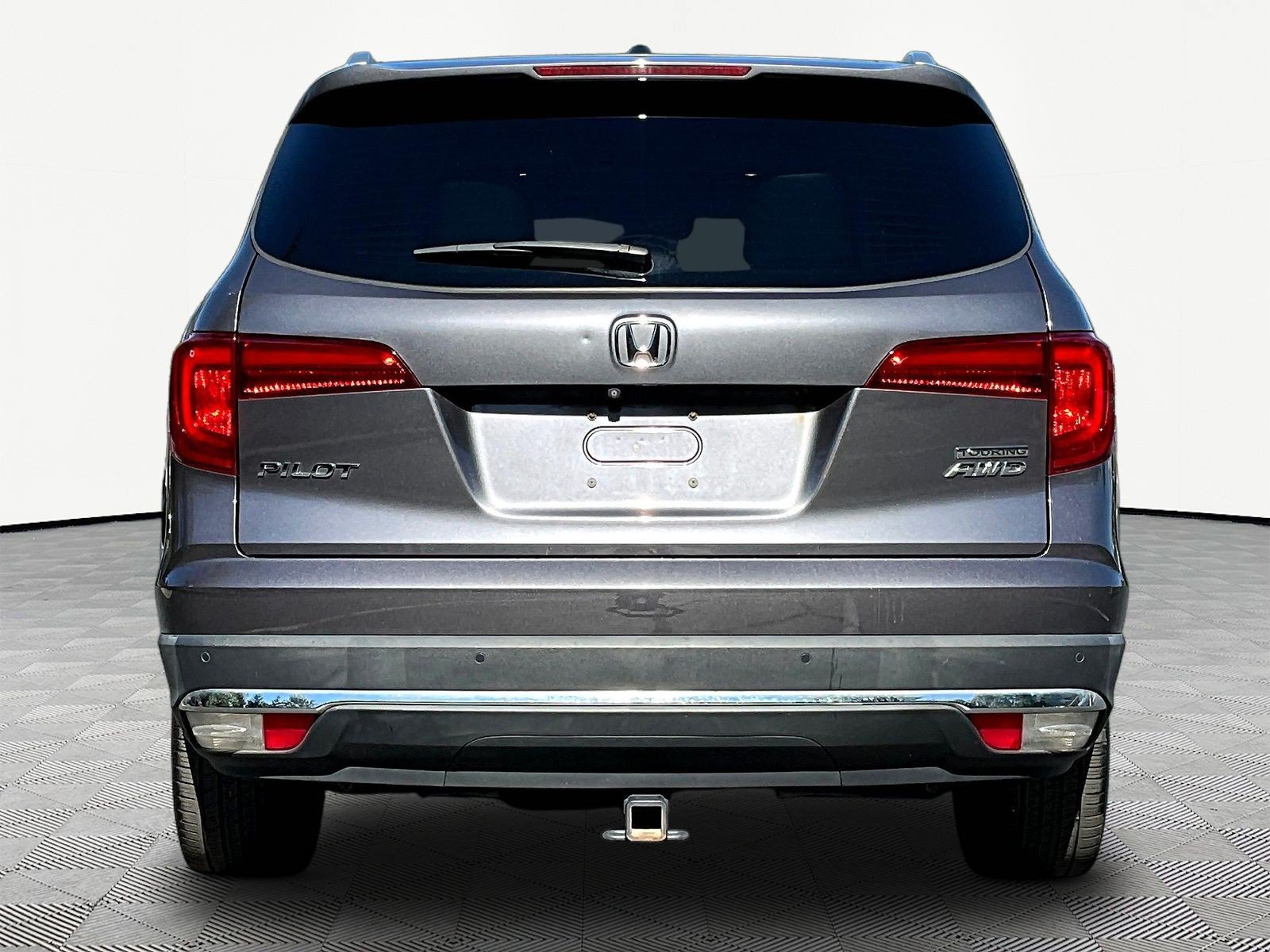Used 2018 Honda Pilot Touring image 5
