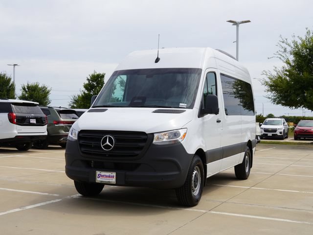Used 2025 Mercedes-Benz Sprinter 2500 image 3