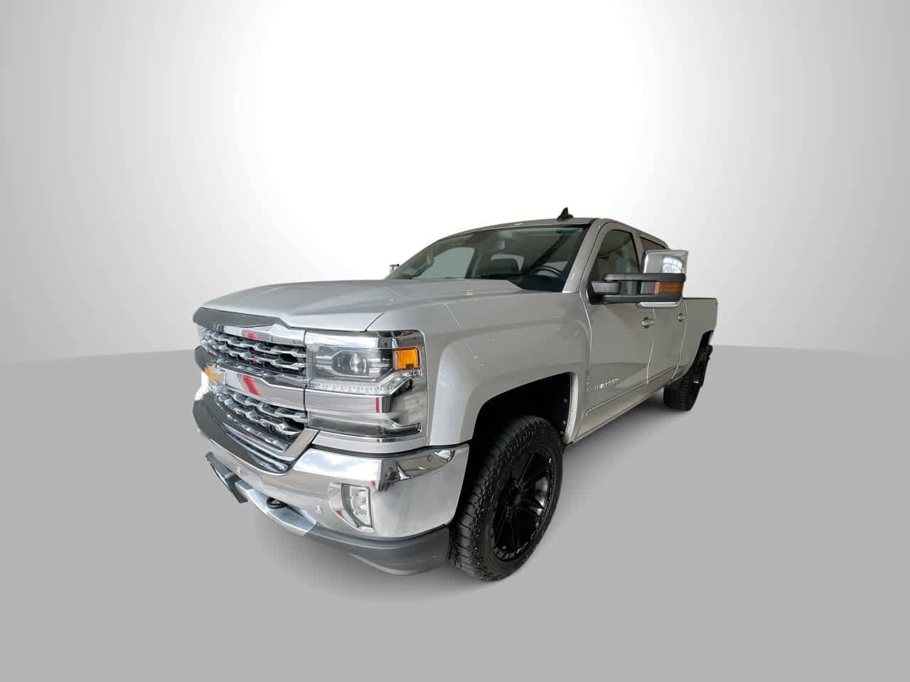 Used 2018 Chevrolet Silverado 1500 LTZ w/ LTZ Plus Package AWD/4WD video 1