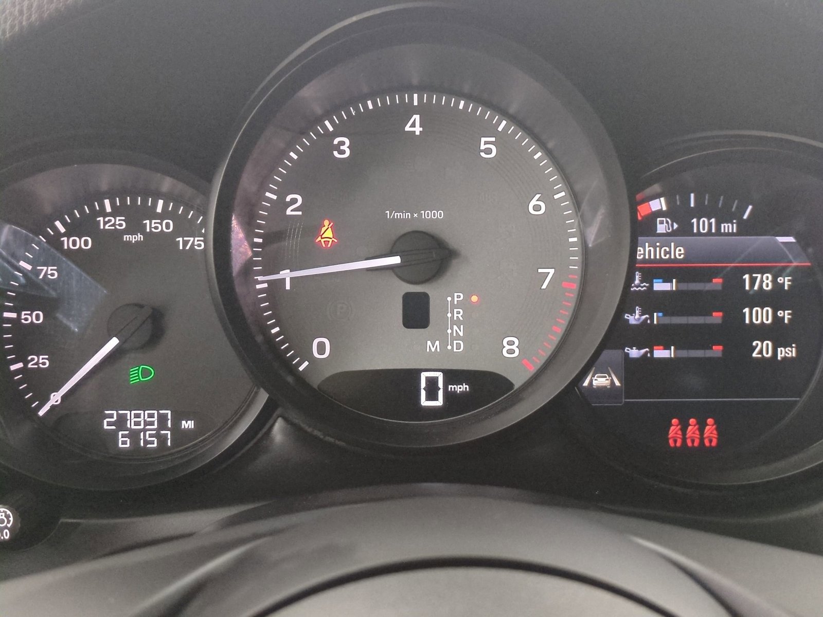 Certified 2024 Porsche Macan S image 12