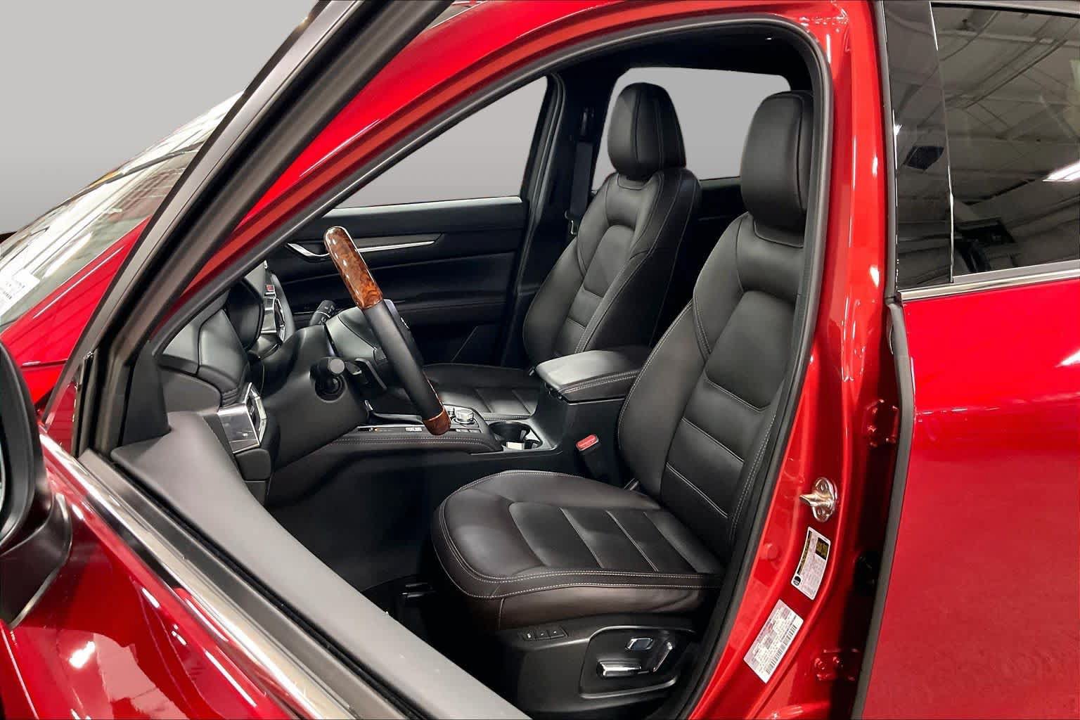 Used 2025 MAZDA CX-5 Signature AWD/4WD image 8