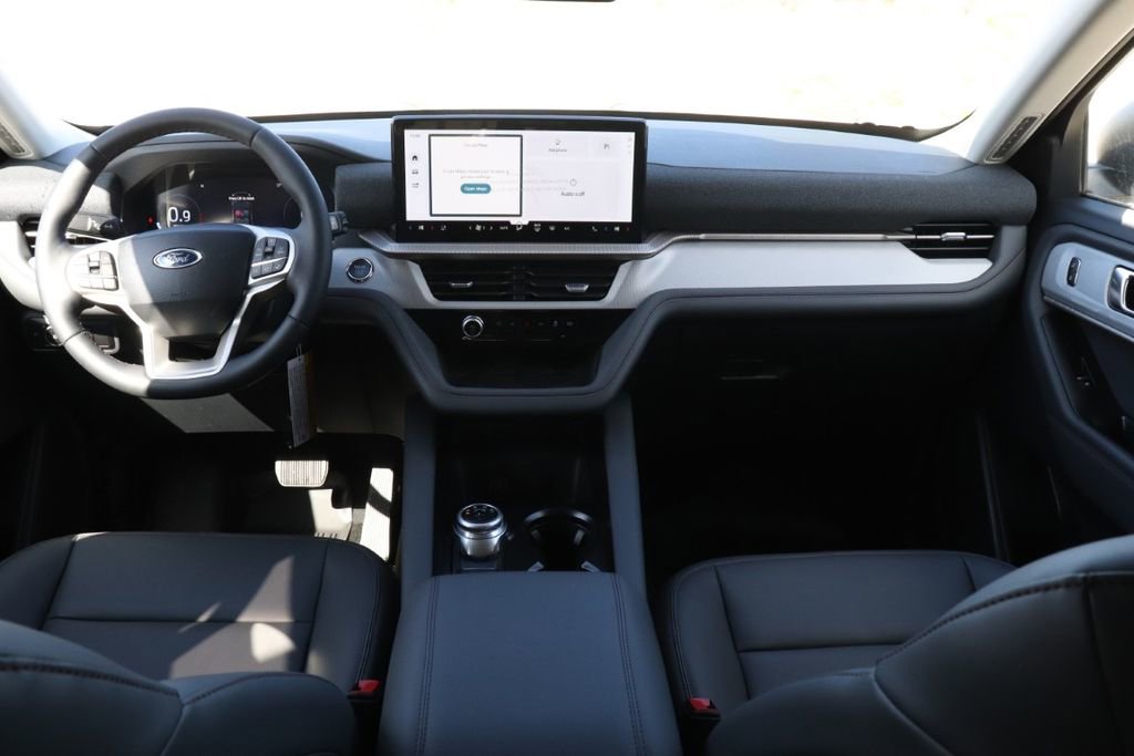 New 2026 Ford Explorer Active w/ Active Comfort Package image 12