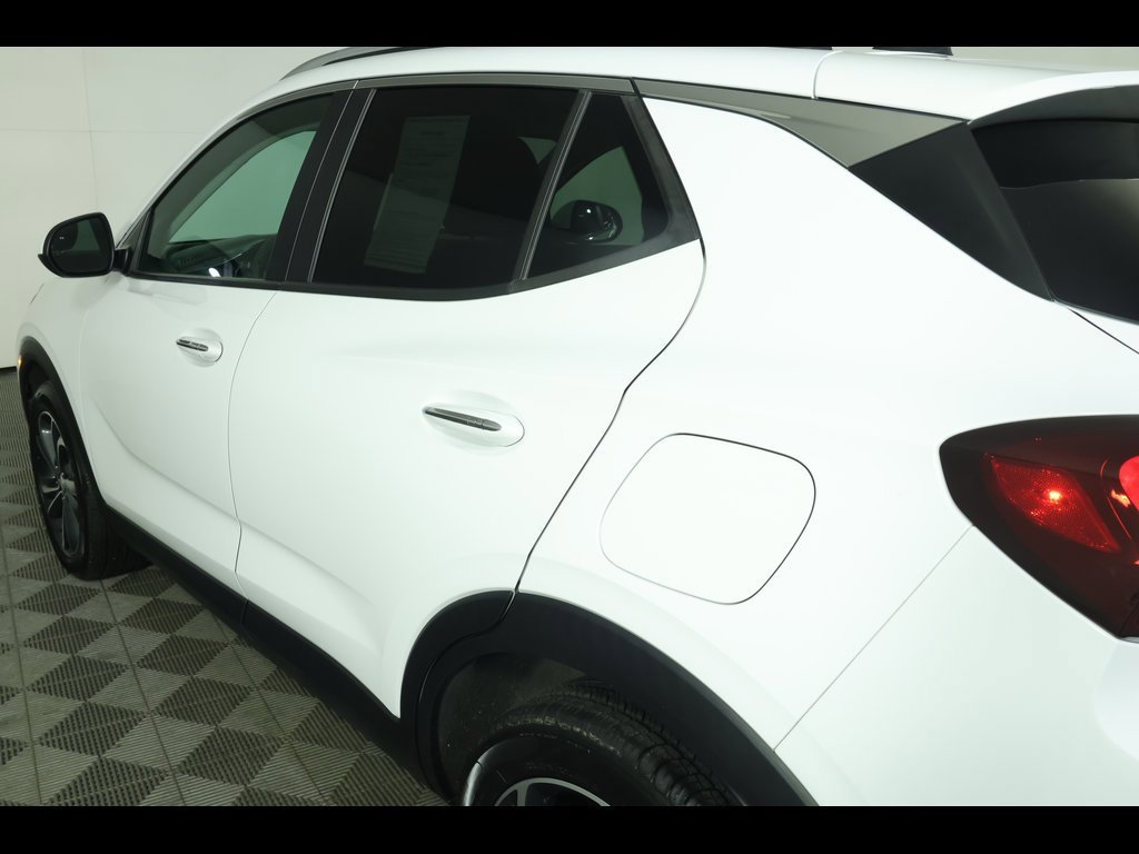 Used 2021 Buick Encore GX Select image 15