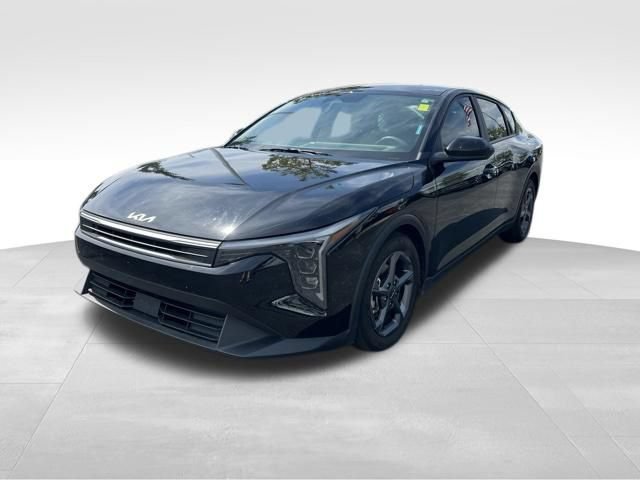 Certified 2025 Kia K4 FWD image 4