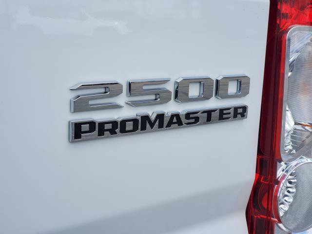 Used 2025 RAM ProMaster 2500 FWD image 26