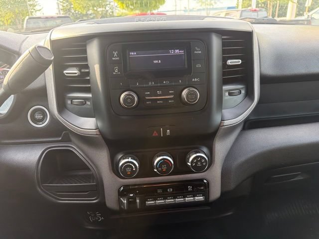 Used 2021 RAM 3500 Tradesman w/ Chrome Appearance Group RWD image 19