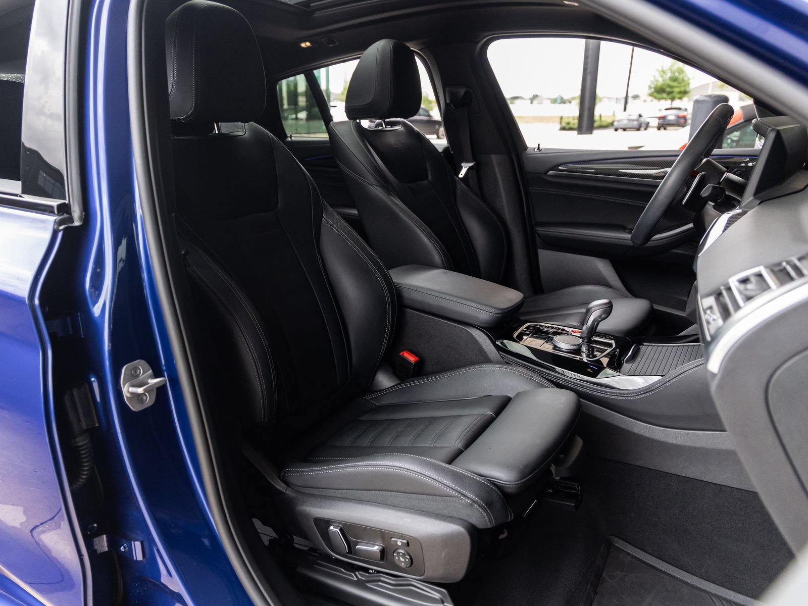 Used 2025 BMW X4 M w/ Executive Package AWD/4WD image 44