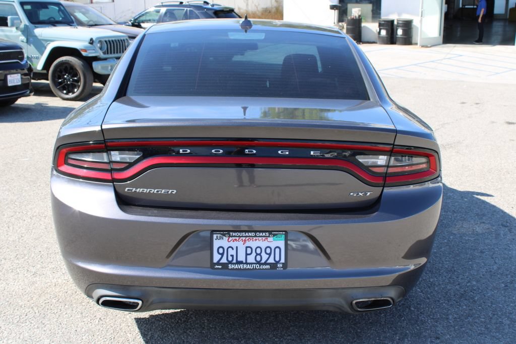 Used 2016 Dodge Charger SXT RWD image 5