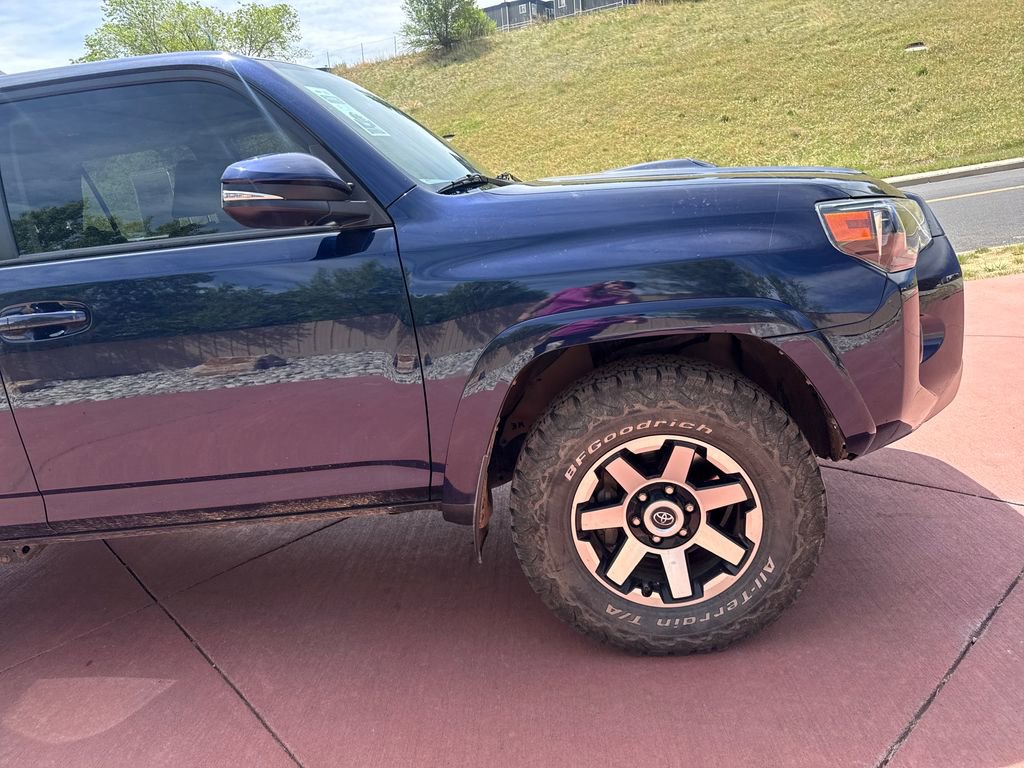 Used 2018 Toyota 4Runner TRD Off-Road Premium image 37