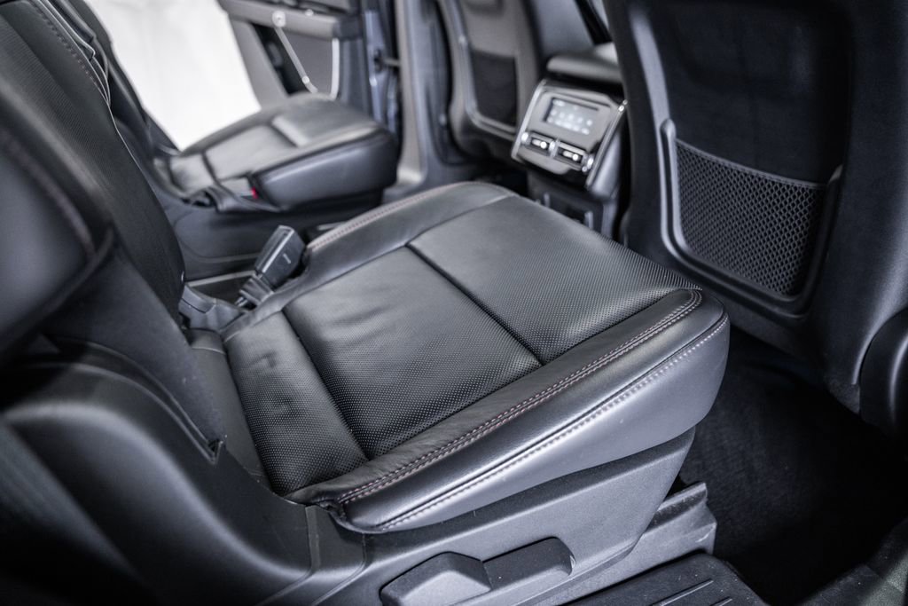 Used 2021 Lincoln Aviator Reserve w/ Elements Package Plus image 39