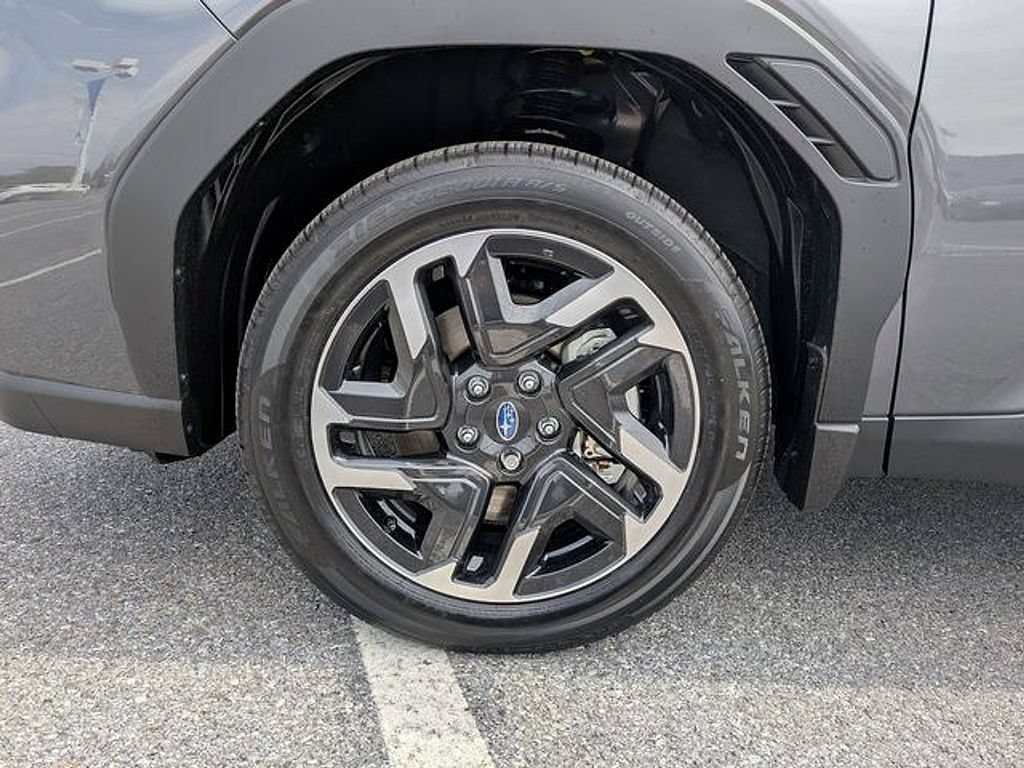 New 2026 Subaru Forester Premium AWD/4WD image 16