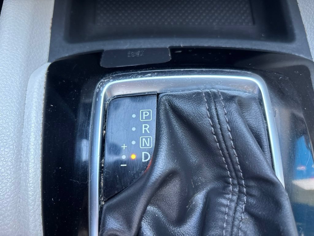 Used 2018 Nissan Rogue Sport SV w/ SV All-Weather Package AWD/4WD image 34