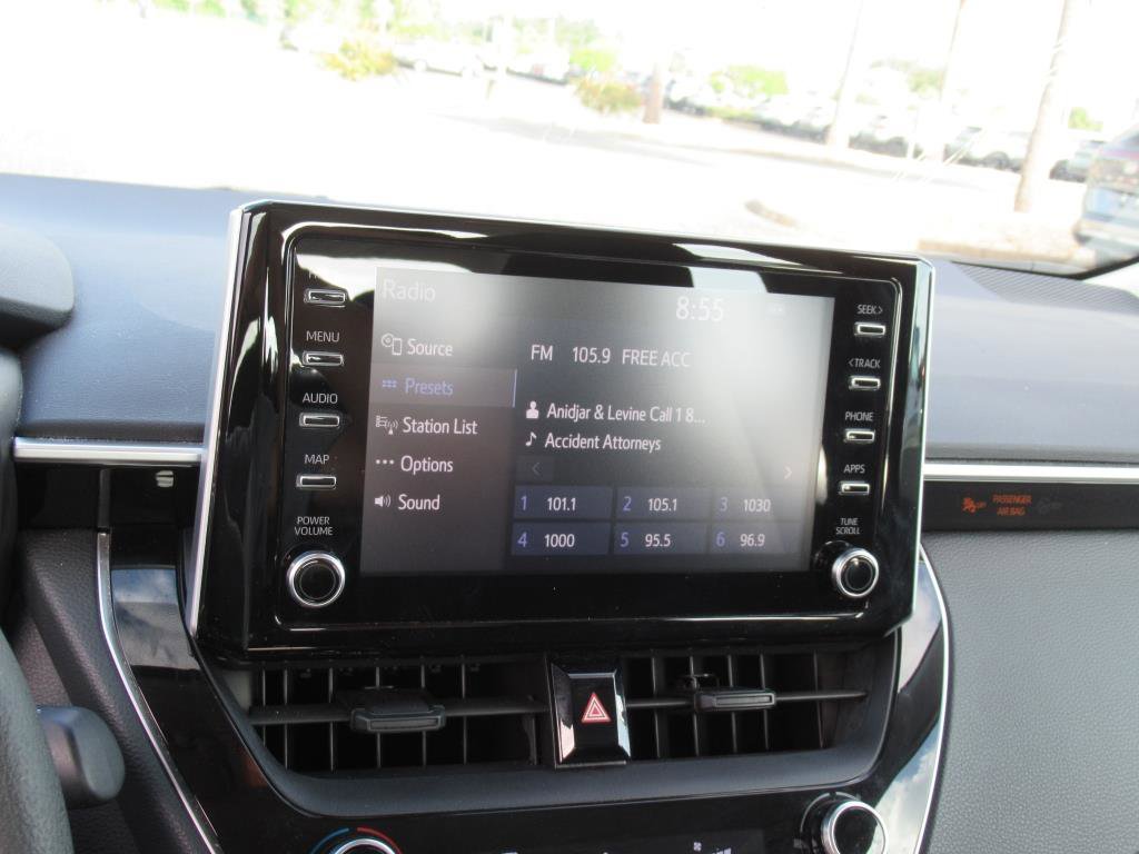 Used 2020 Toyota Corolla LE image 22